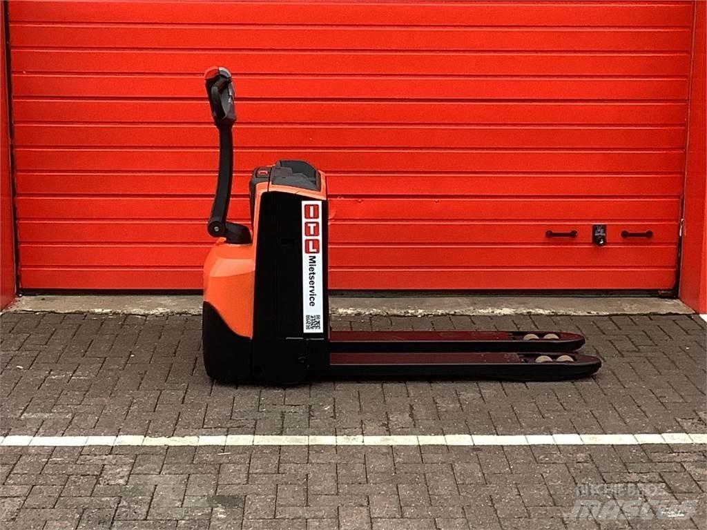 Toyota LWE180 Električni nizko dvižni viličar