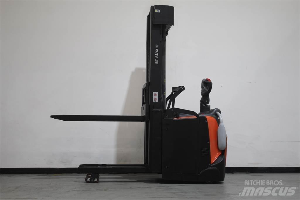 Toyota SPE160L Ročni električni viličar