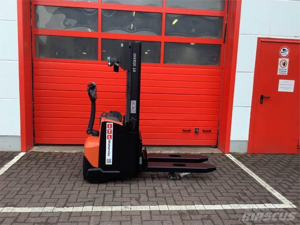 Toyota SWE120L Ročni električni viličar