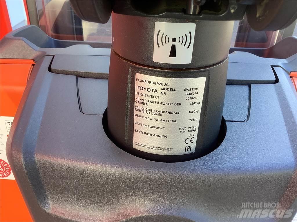 Toyota SWE120L Ročni električni viličar
