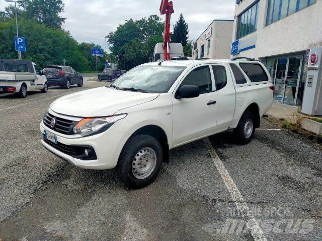 Fiat FULLBACK Tovornjaki s kesonom/platojem