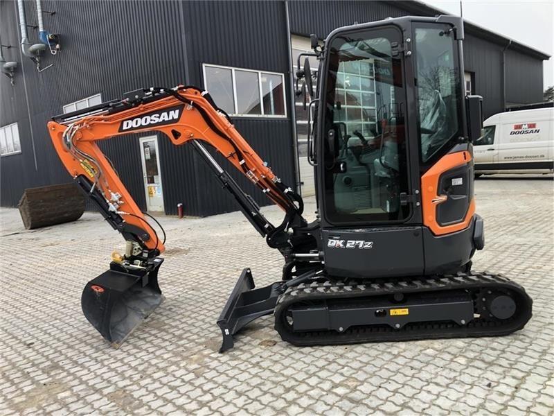 Doosan DX27Z-7 Mini bagri <7t