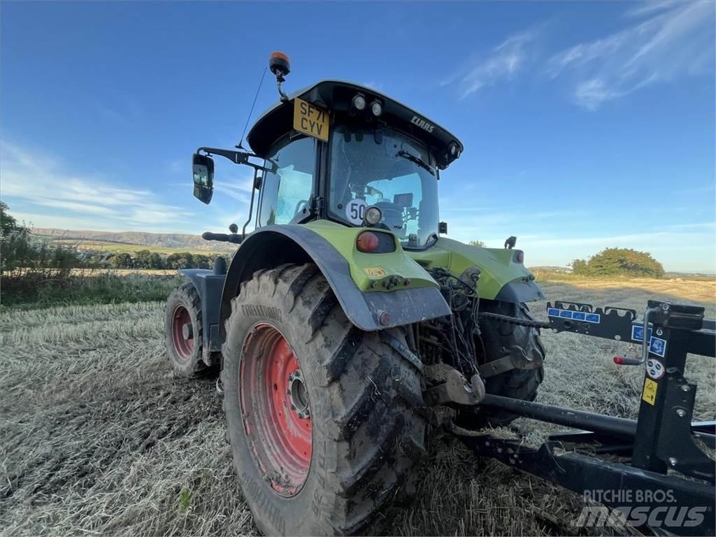 CLAAS ARION 630 Traktorji