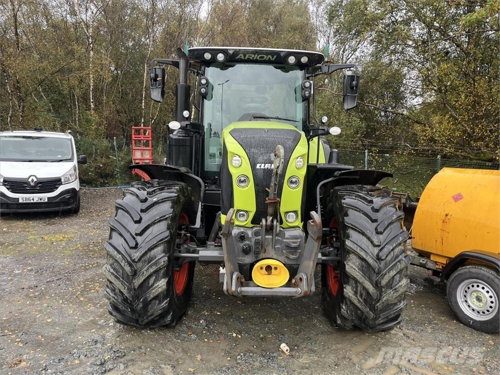 CLAAS ARION 650 Traktorji