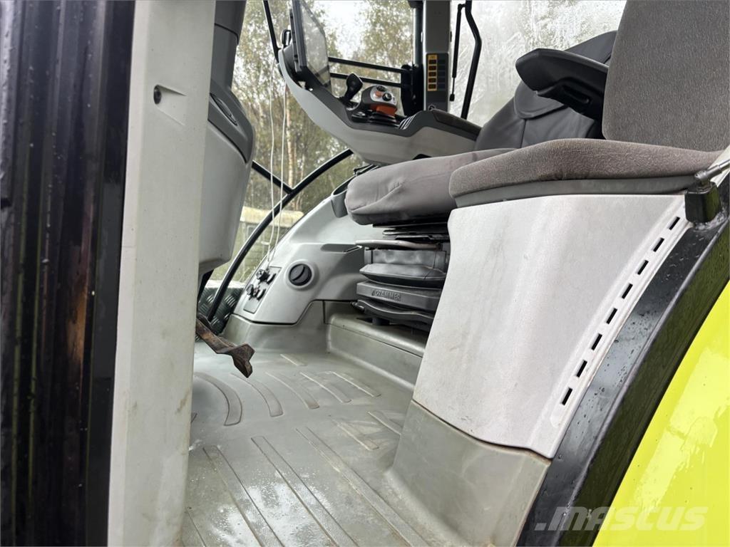 CLAAS ARION 650 Traktorji