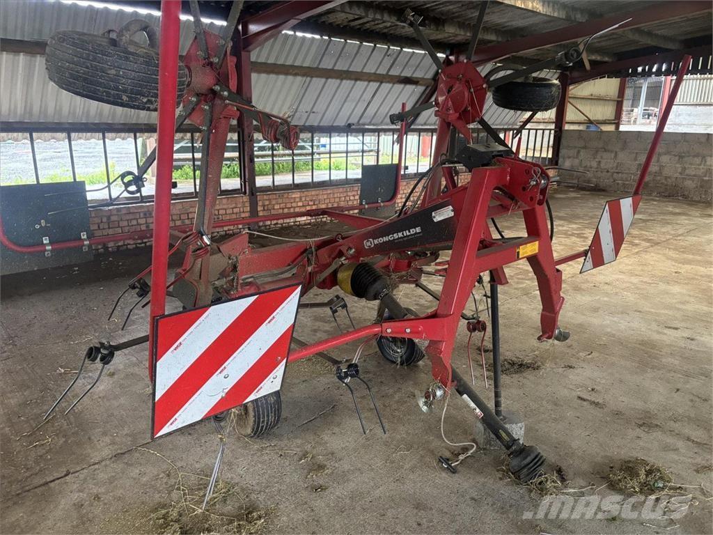 Kongskilde Z555 Obračalniki in zgrabljalniki