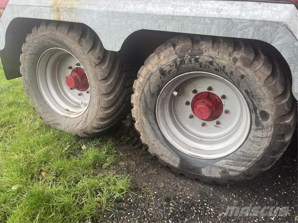 Marshall USED QM11 Prikolica za splošno rabo