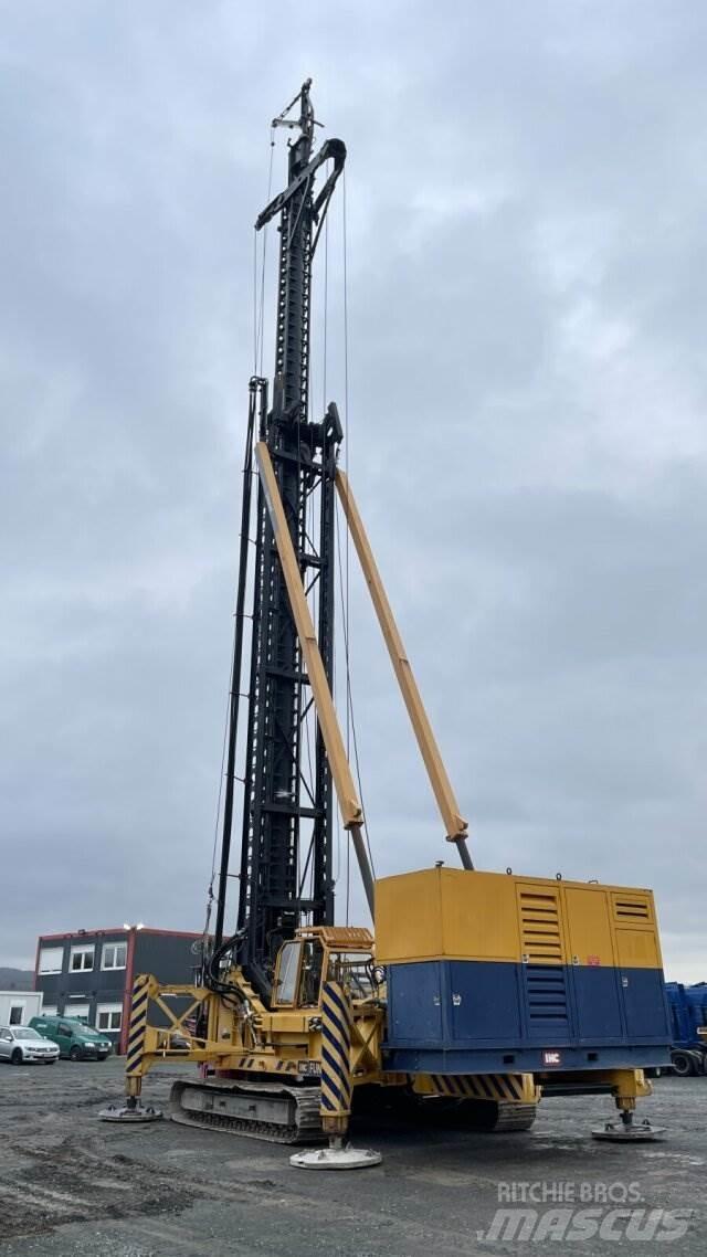IHC Fundex F12SE Drugi tovornjaki
