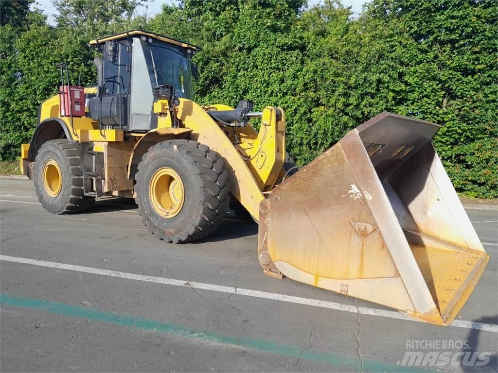CAT 950M Kolesni nakladalci