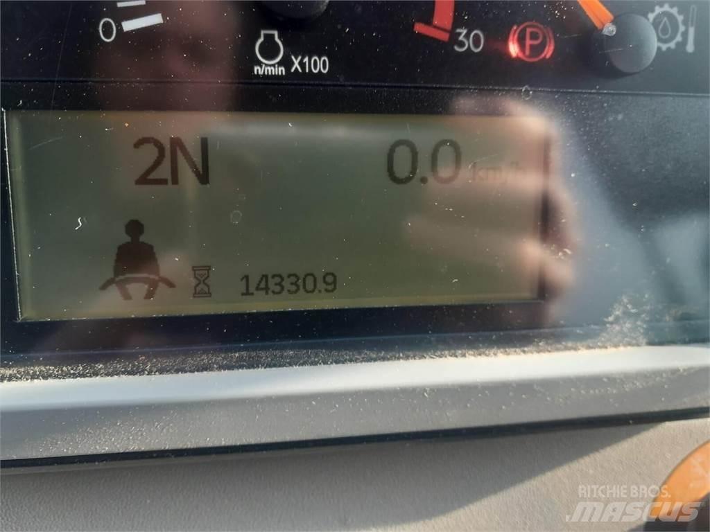 CAT 950M Kolesni nakladalci