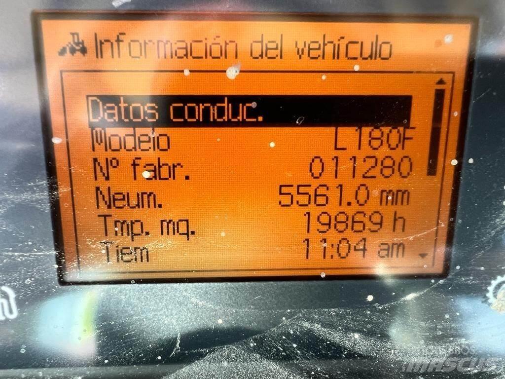 Volvo L180F Kolesni nakladalci