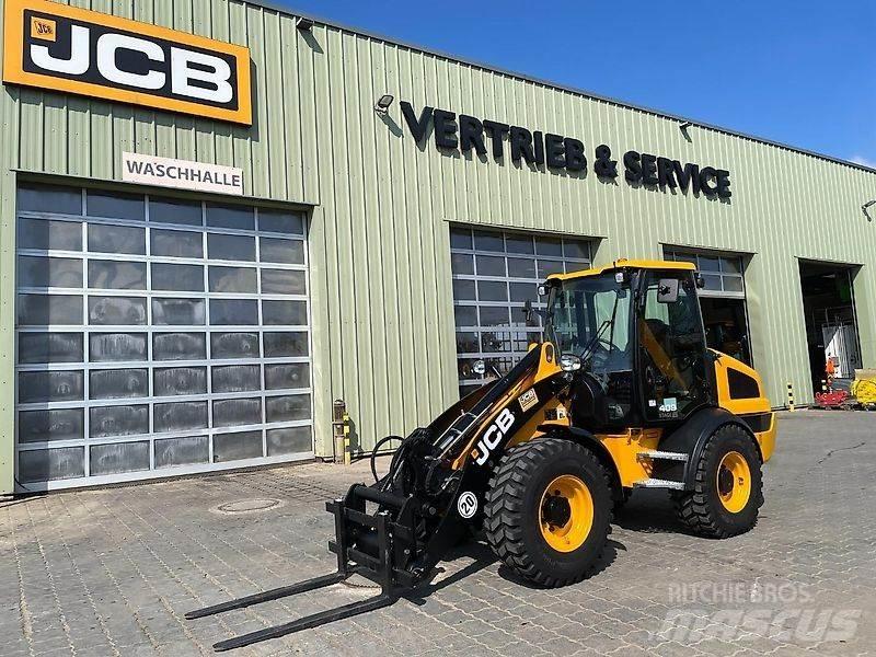 JCB 409 Kolesni nakladalci