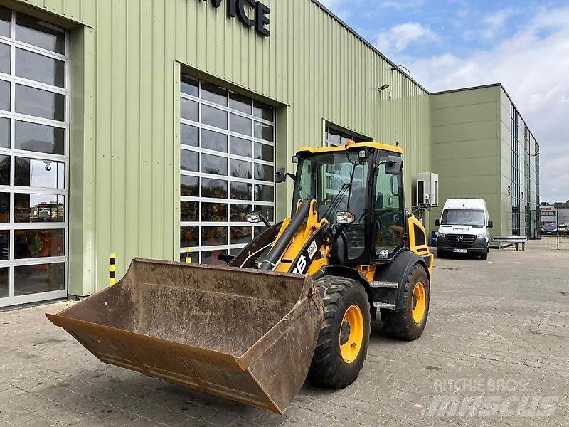 JCB 409 Kolesni nakladalci