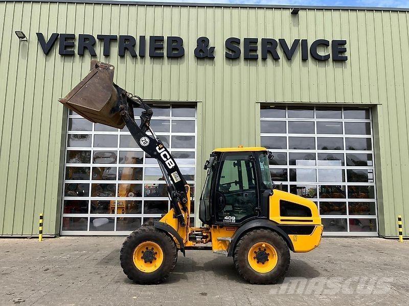 JCB 409 Kolesni nakladalci