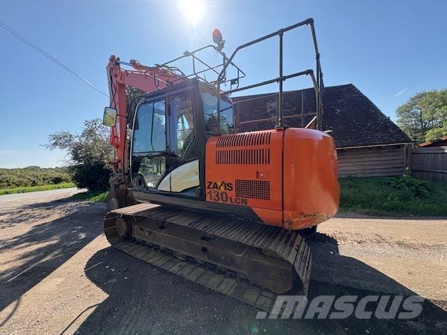 Hitachi ZX130-5 Bagri goseničarji