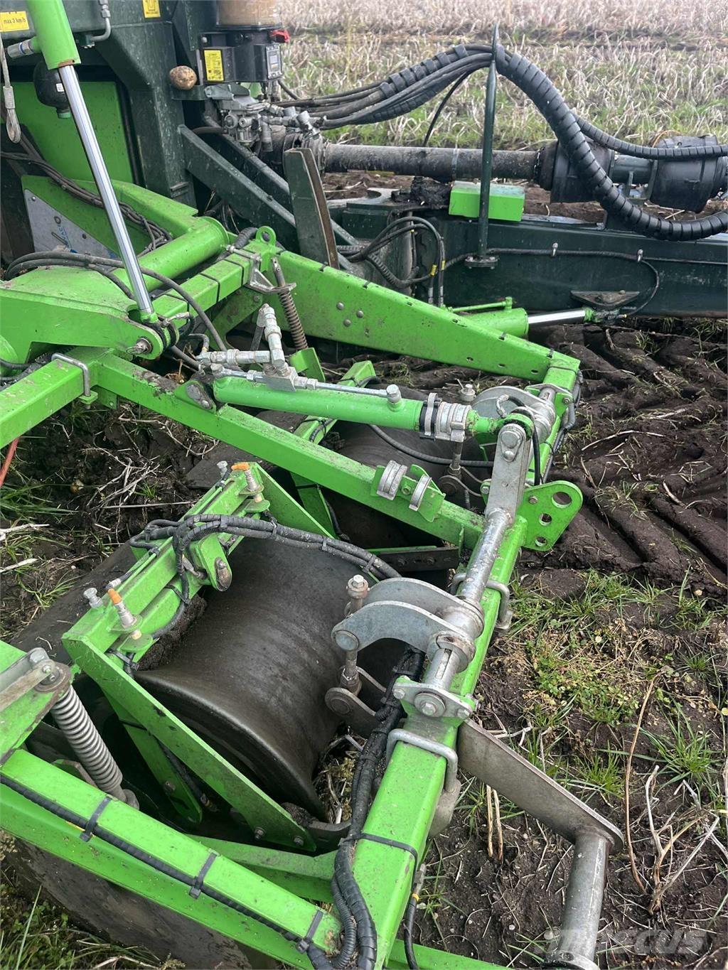 AVR 9200 CR Stroji za žetje krompirja