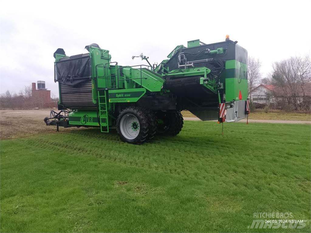 AVR SPIRIT 9200 Stroji za žetje krompirja