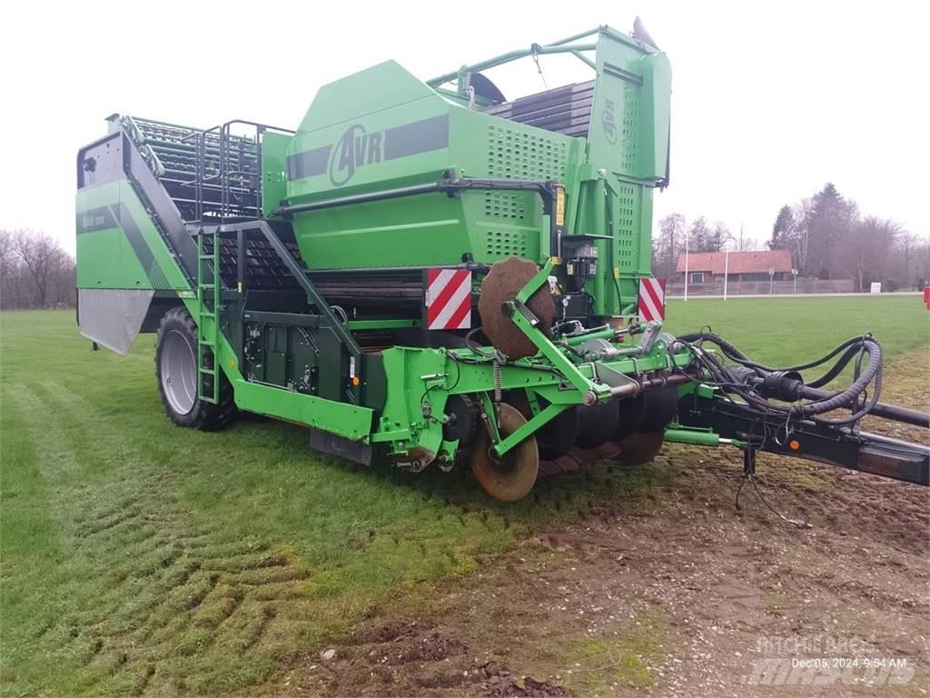 AVR SPIRIT 9200 Stroji za žetje krompirja