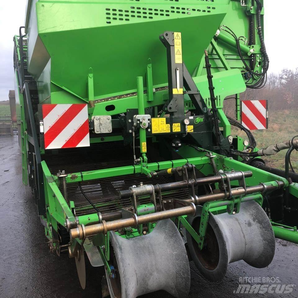 AVR SPIRIT 9200 Stroji za žetje krompirja