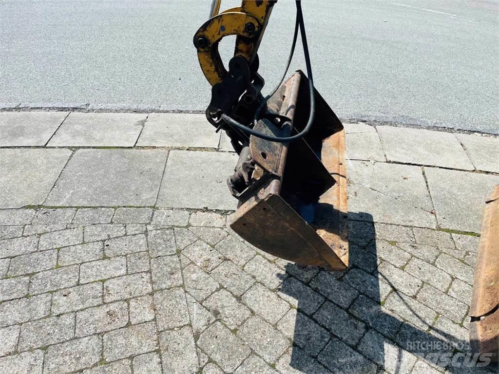 CAT 301.8C Mini bagri <7t