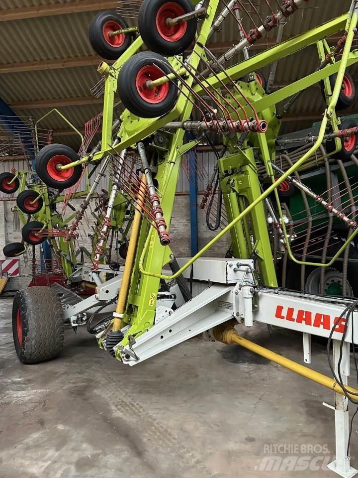 CLAAS LINER 3000 Obračalniki in zgrabljalniki