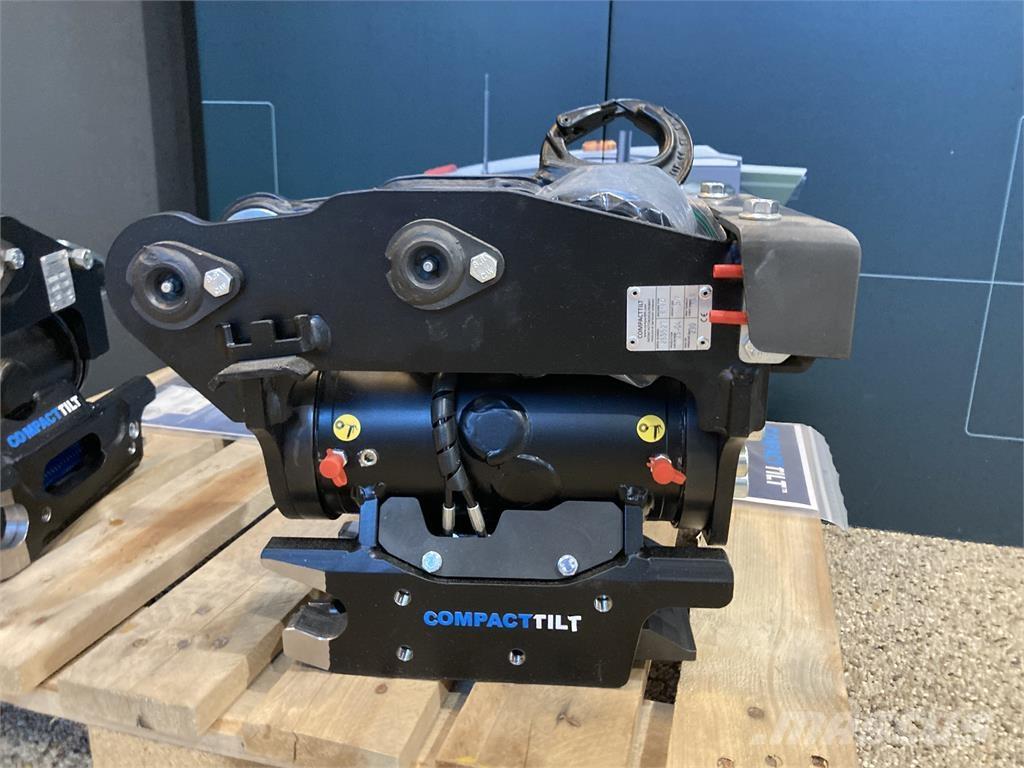  COMPACTTILT Mini bagri <7t