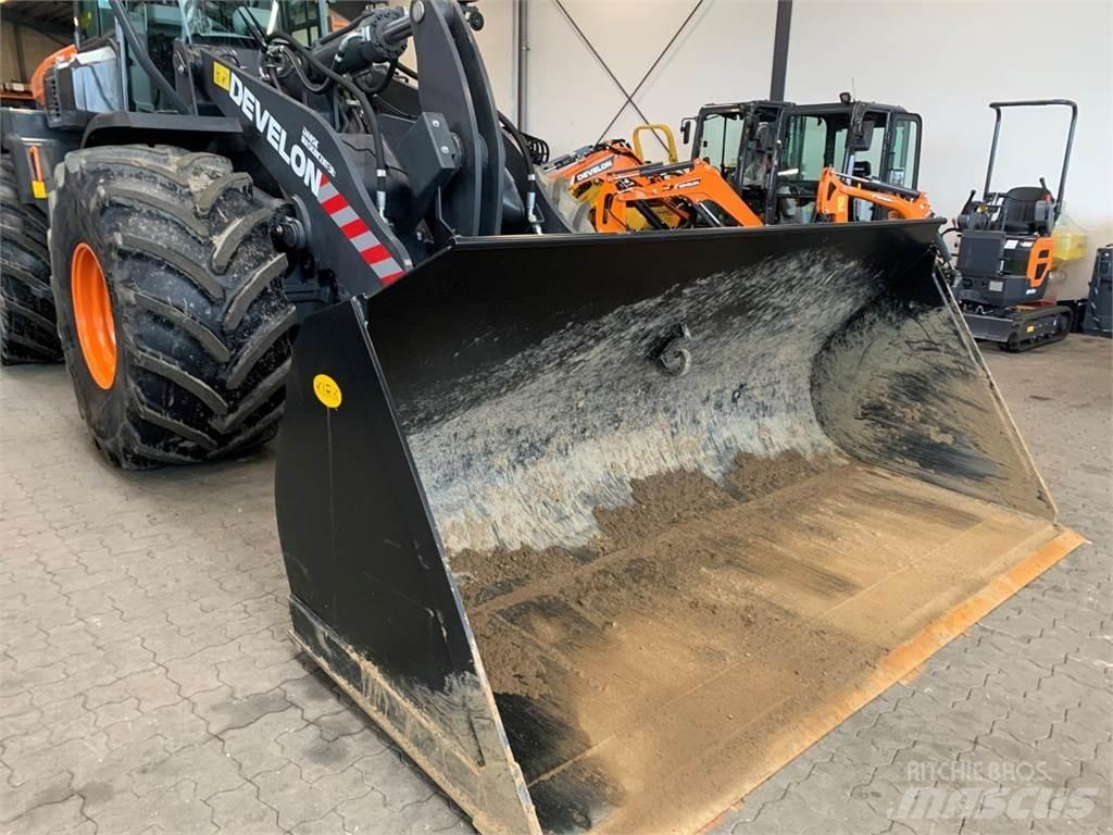 Develon DL280-7 Kolesni nakladalci