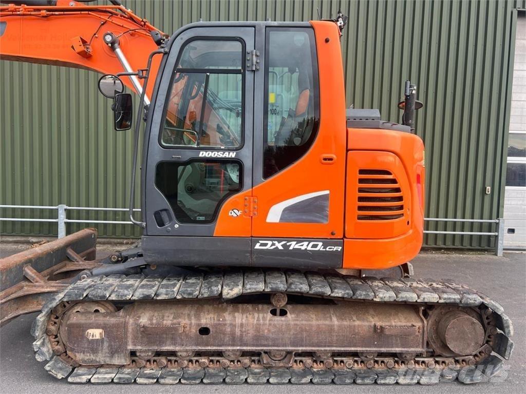 Doosan DX140LCR-5 Bagri goseničarji