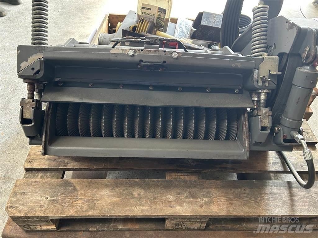 Fendt KATANA 65 Kombajni za krmo