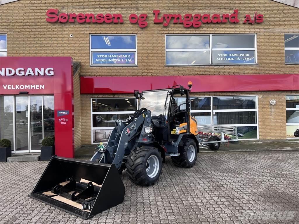 GiANT G3500 Mini nakladalci