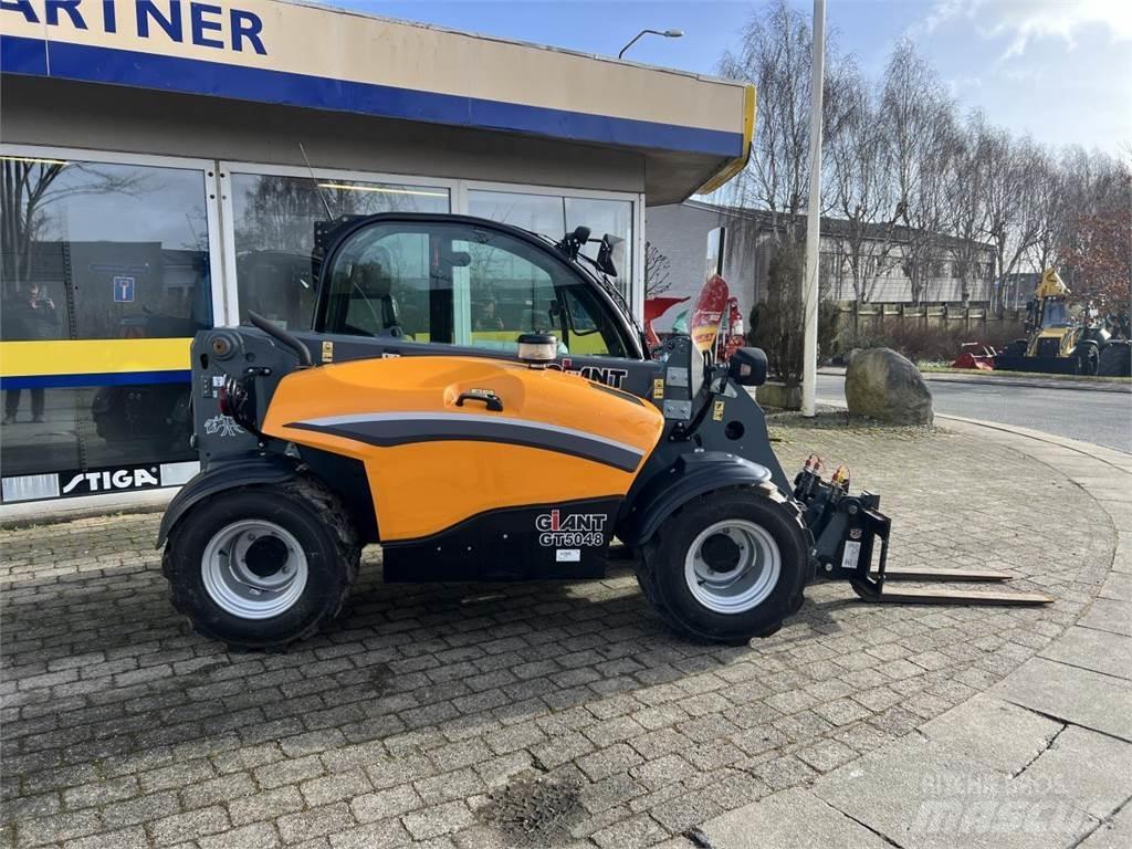 GiANT GT5048 Teleskopski viličarji