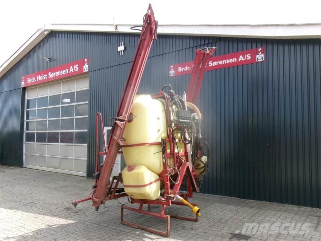 Hardi 1200L 15 M Montirane škropilnice