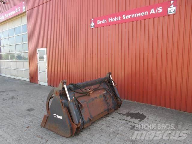 Hauer . Druga oprema za traktorje