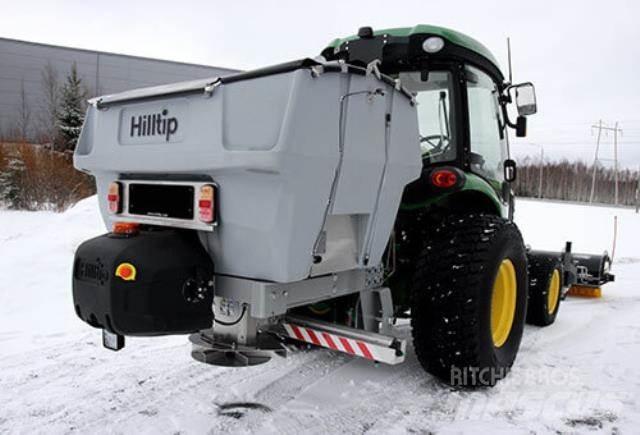 Hilltip 900TR Trosilci peska in soli