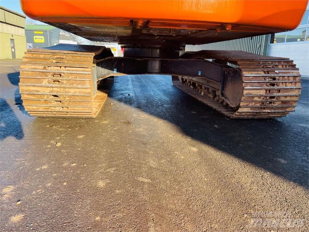 Hitachi ZX210-6 Bagri goseničarji
