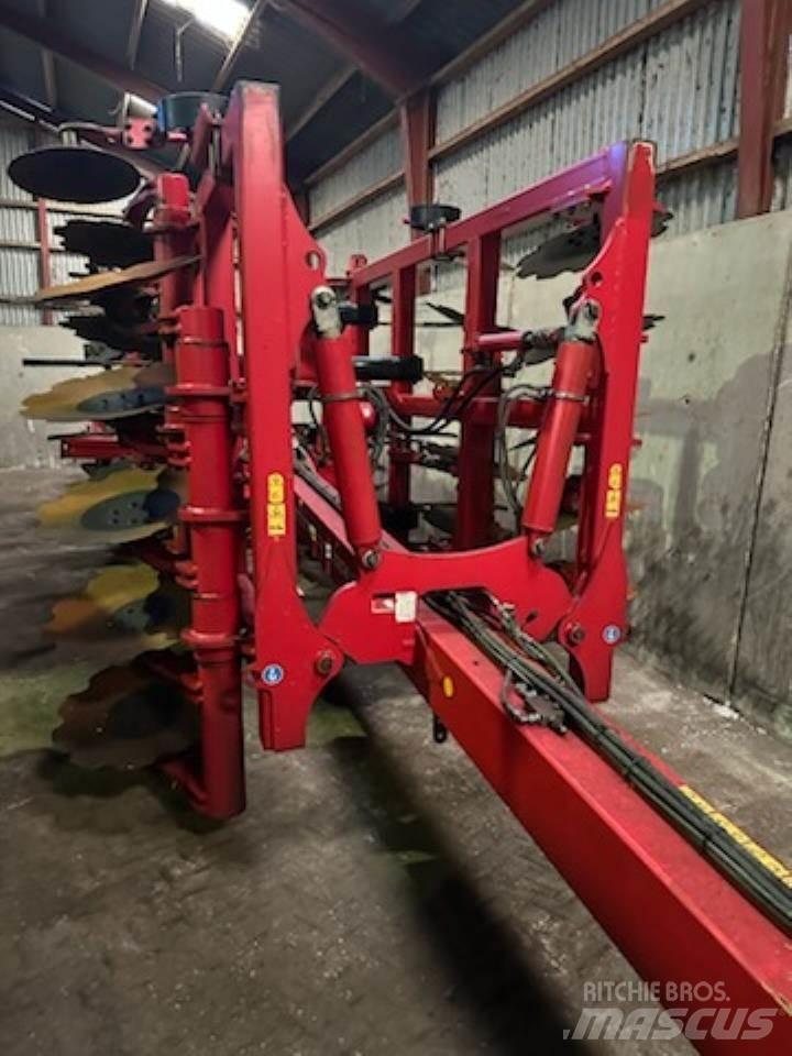 Horsch TIGER 4 MT Kolutne brane