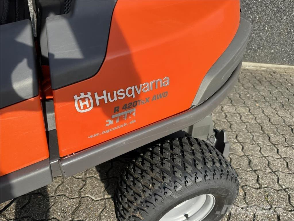Husqvarna 405X Manjši traktorji