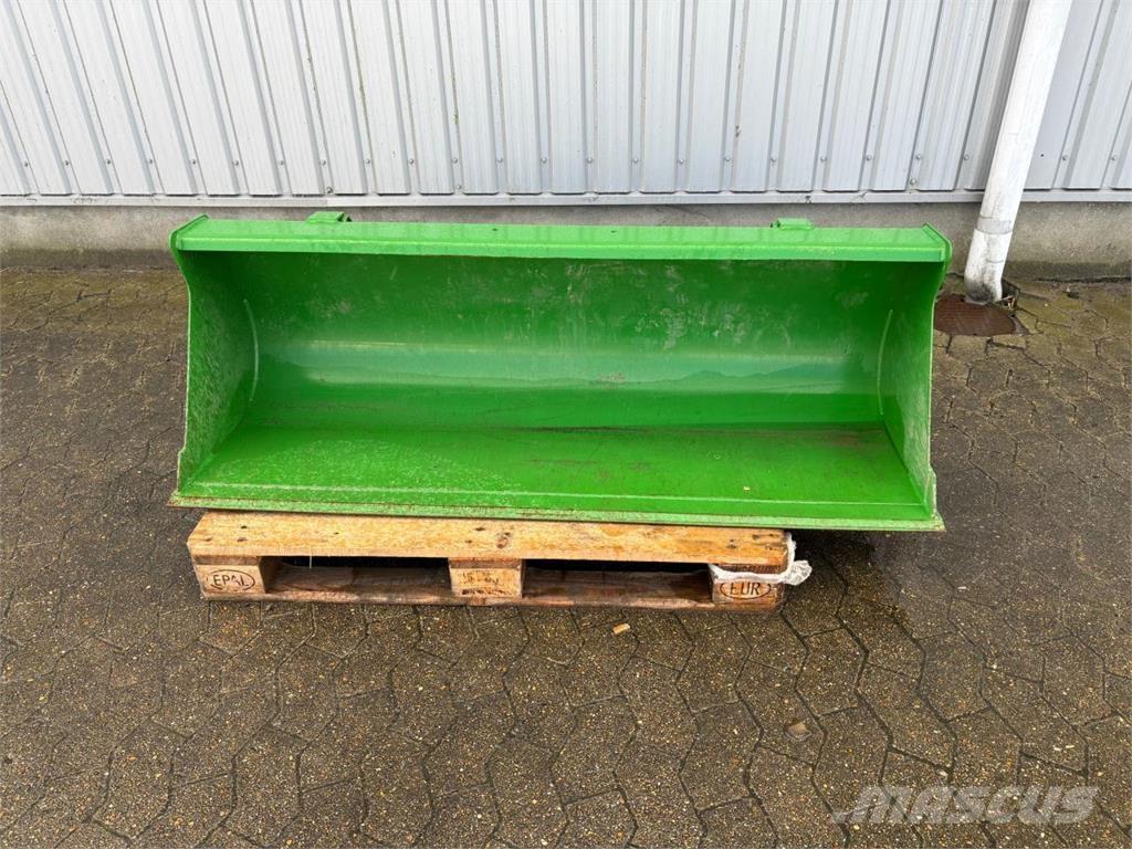 John Deere 160 CM Nega okolice - drugo