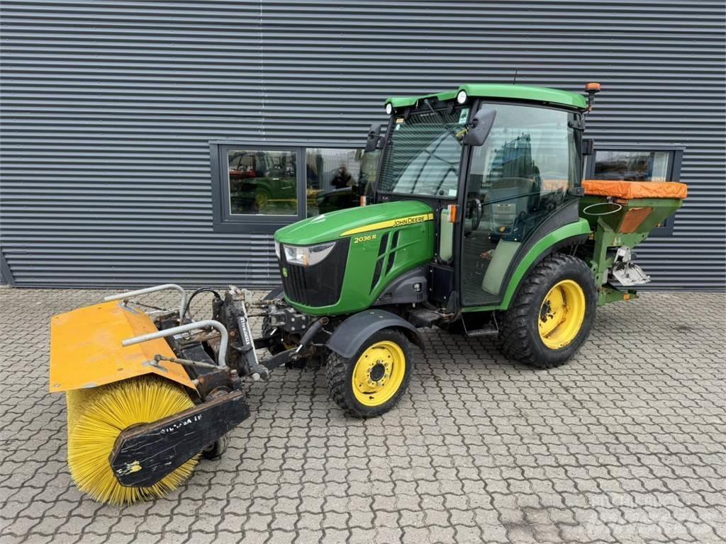 John Deere 2036R Manjši traktorji
