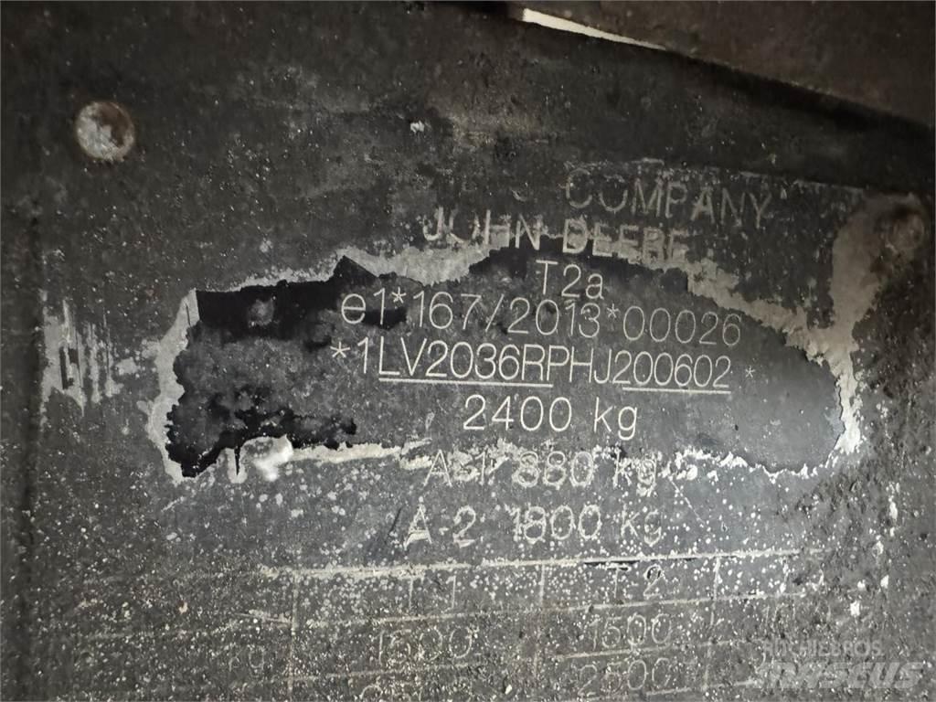 John Deere 2036R Manjši traktorji