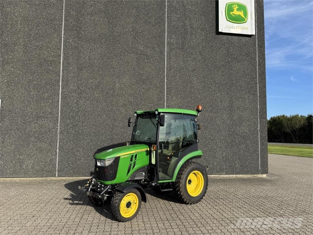 John Deere 2038R Manjši traktorji