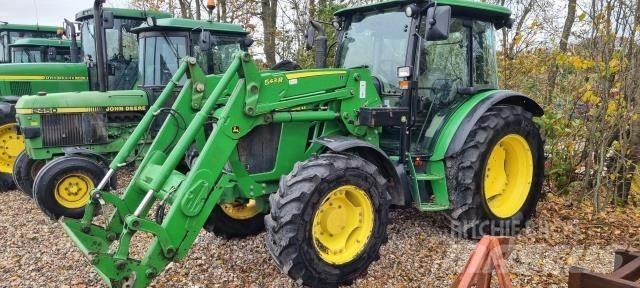 John Deere 5115M Traktorji