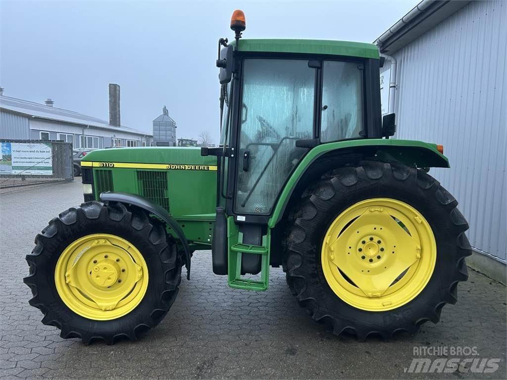 John Deere 6110 Traktorji