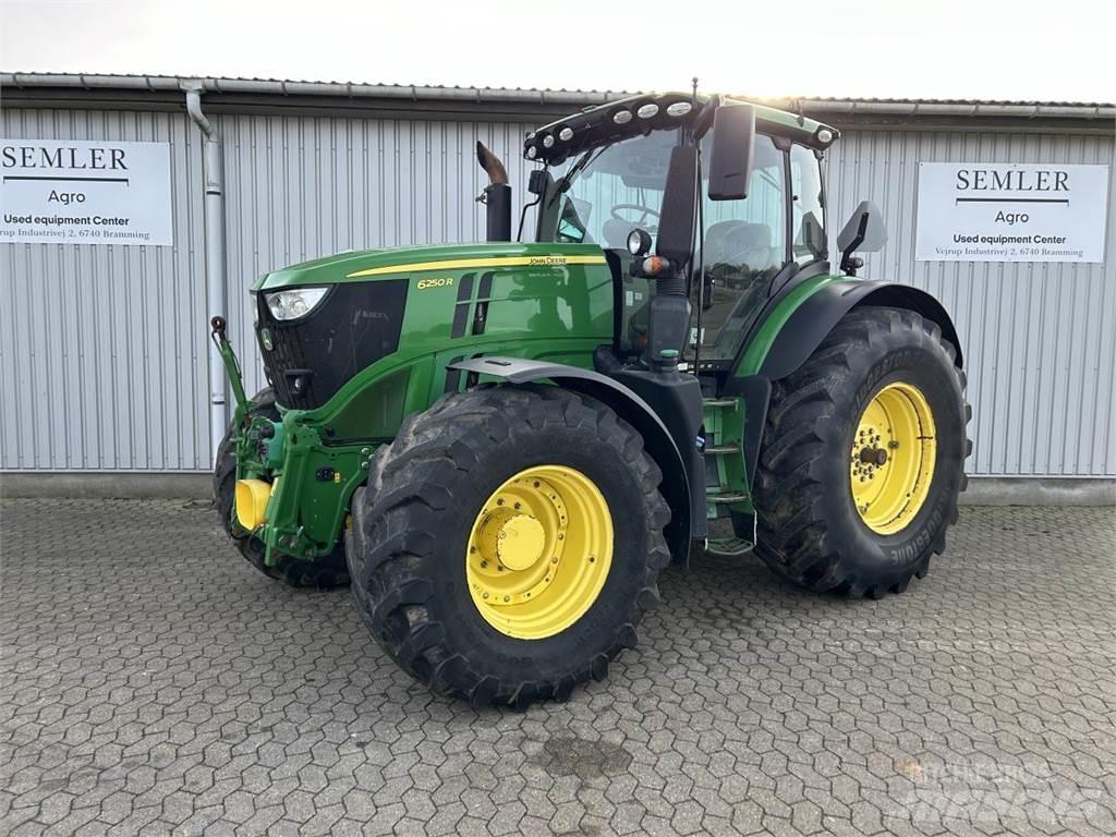 John Deere 6250R Traktorji