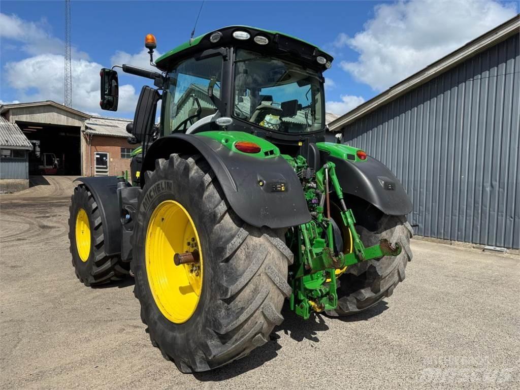 John Deere 6250R Traktorji