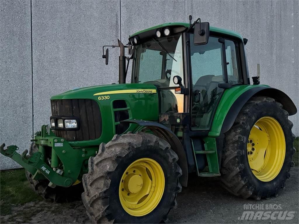 John Deere 6330 Traktorji