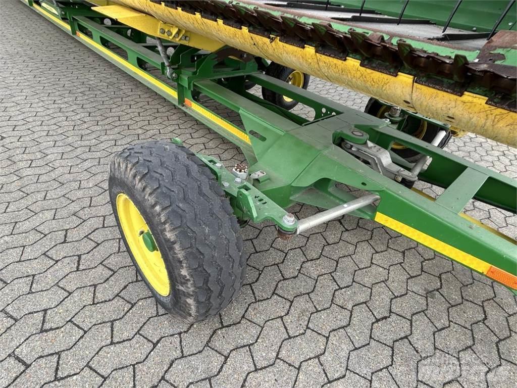 John Deere 640D Rezalne glave za kombajne