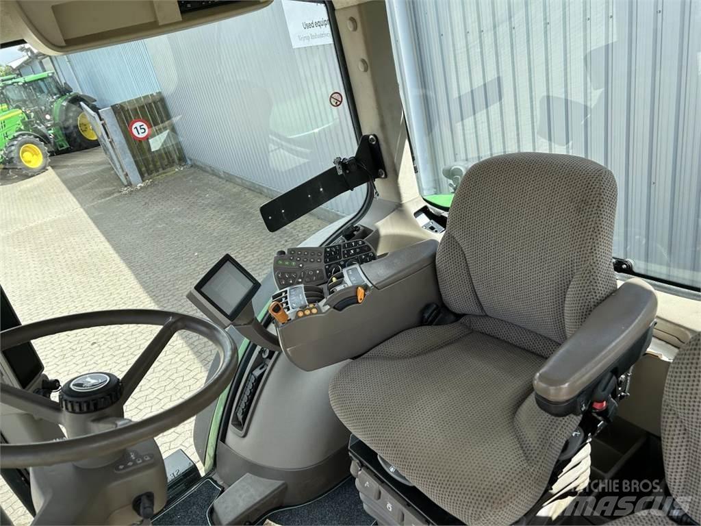 John Deere 7230R Traktorji