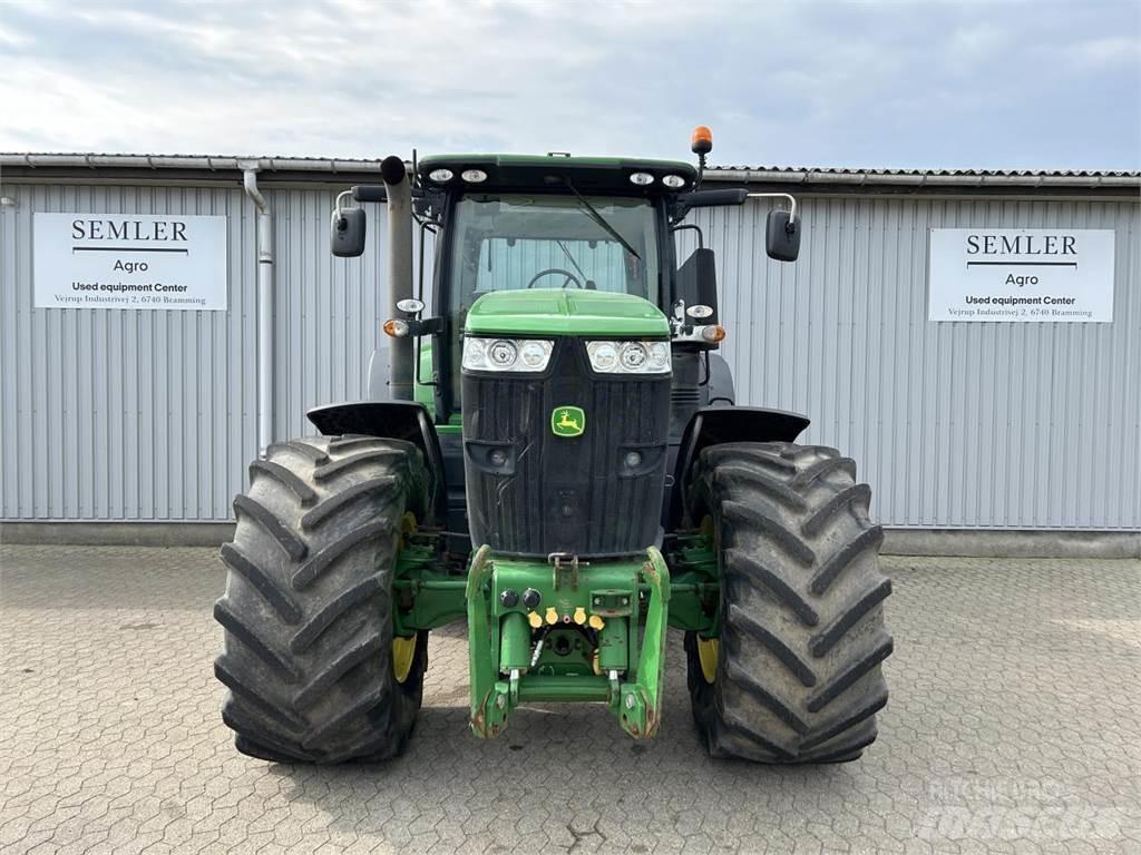 John Deere 7230R Traktorji