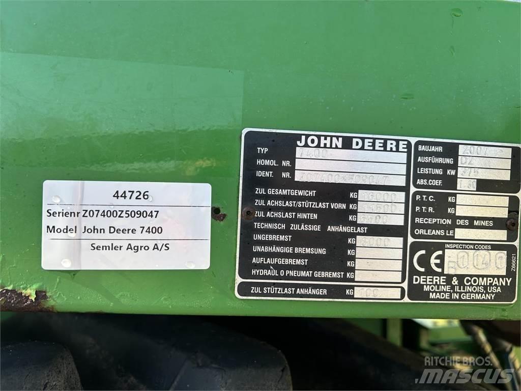 John Deere 7400 Kombajni za krmo